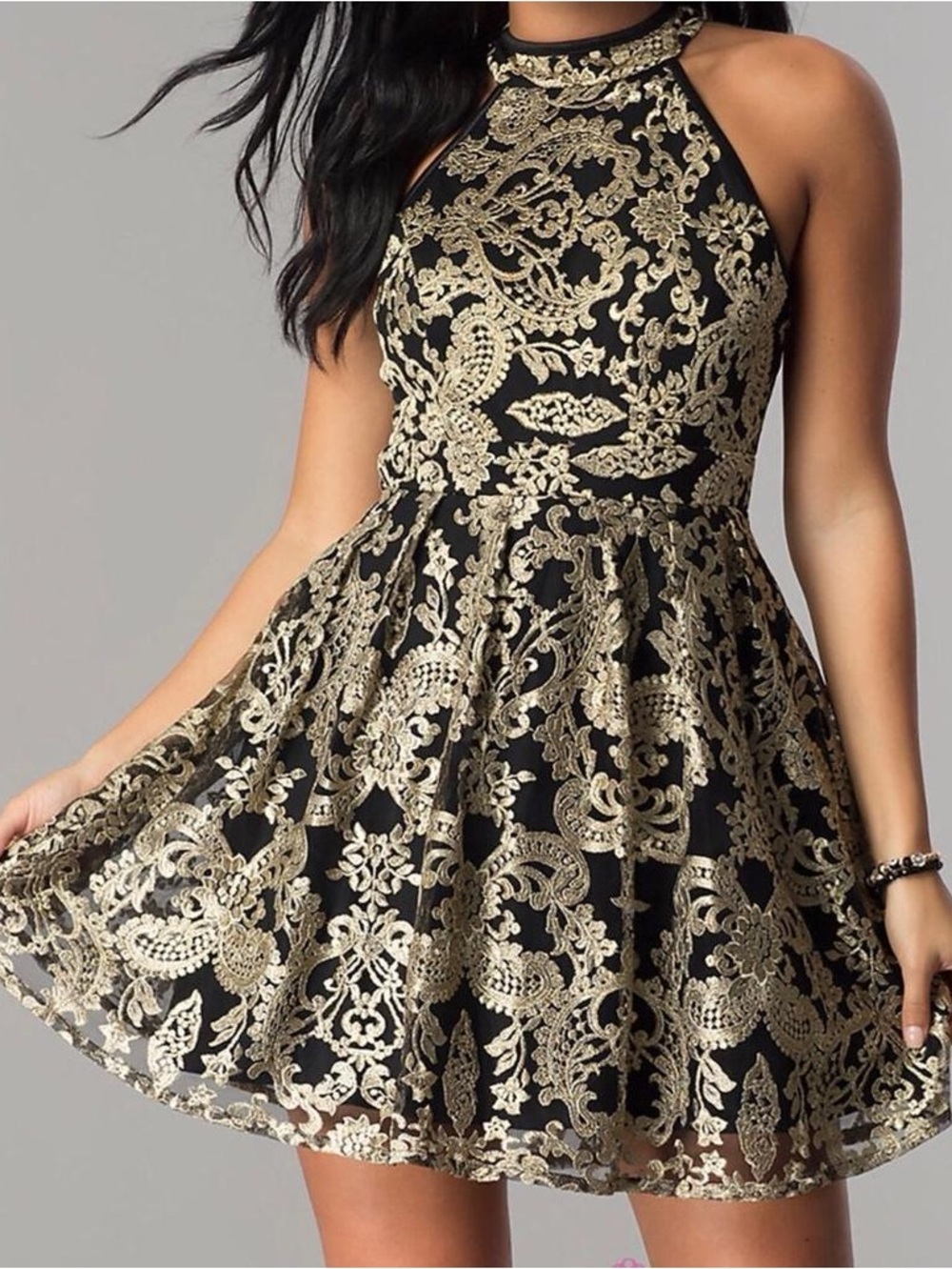Emerald Sundae Dress Size 5 Black & Gold Homecoming dress Hoco
